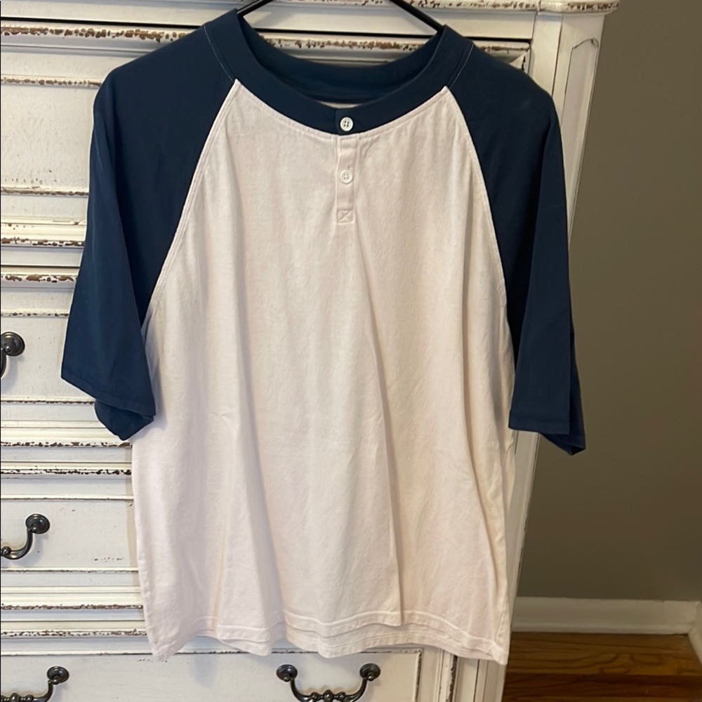 Short sleeve shirt